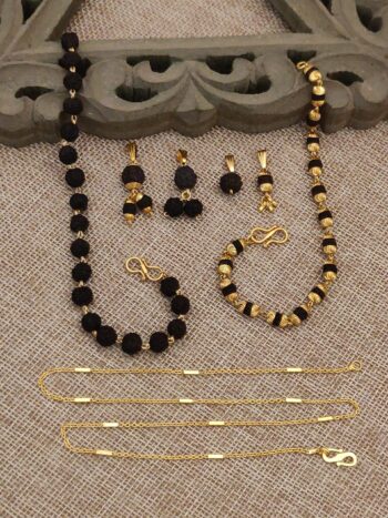 Combo female 2 bracelet 4 pendents 1 chain