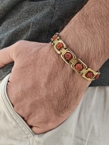 1+1 Gold Plated Designer square bracelets photo review