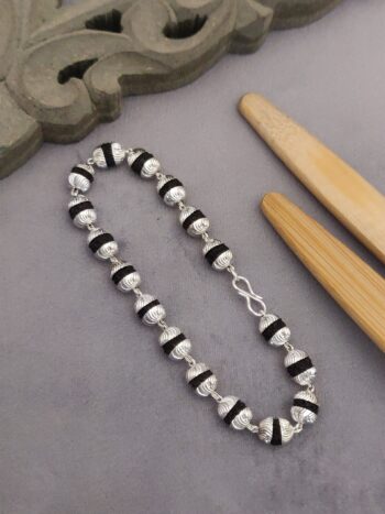 Silver plated vertical mens bracelet