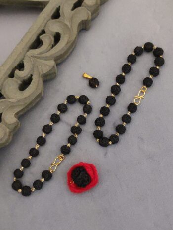2 black geru color regular rudraksh bracelet + 2 pendents